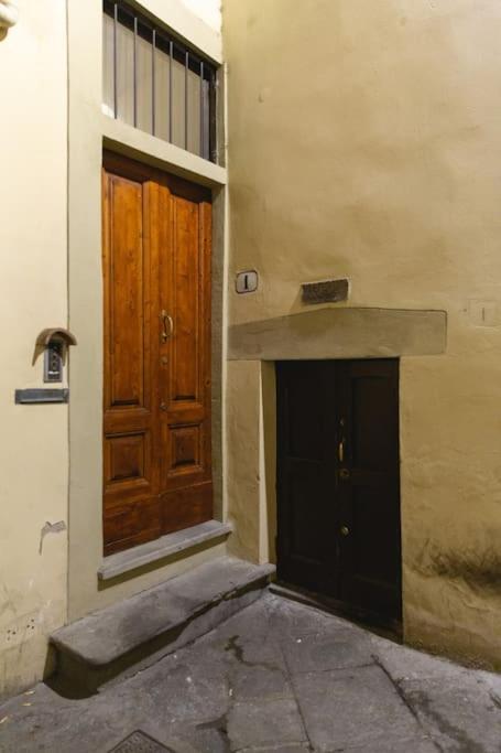 Cozy And Charmin 3Br Apartment Steps By Duomo Florencia Exterior foto