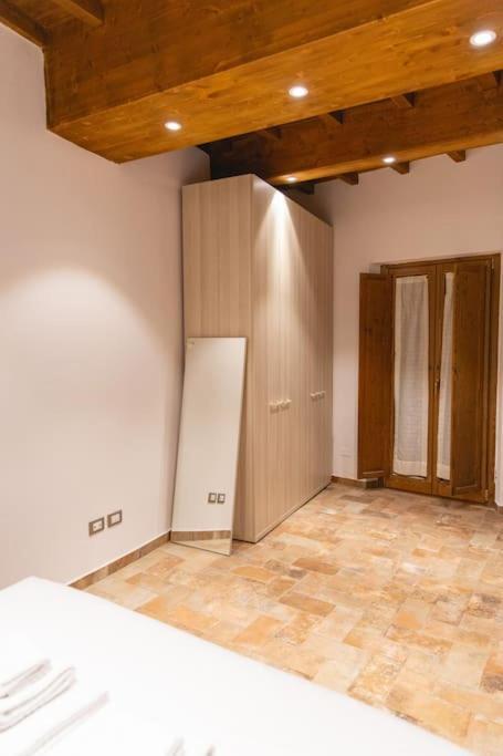 Cozy And Charmin 3Br Apartment Steps By Duomo Florencia Exterior foto